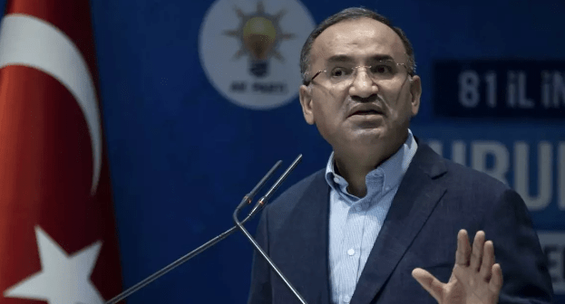 Bakan Bekir Bozdağ Erdoğan’ın Adaylığı için “Anayasal ya da kanuni engel yok” dedi