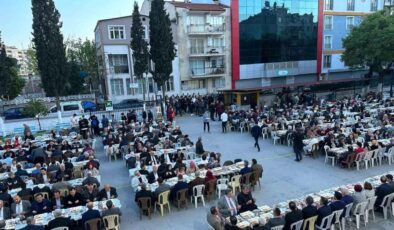 Mhp Aydın İl Başkanlığı’nın düzenlediği iftara 2 bin kişi katıldı