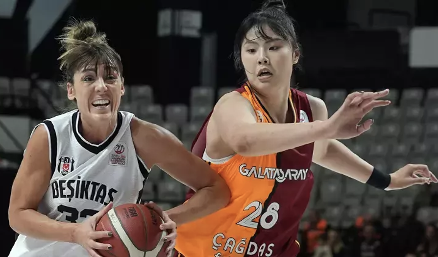 Galatasaray Kadın Basketbol Takımı, Derbide Tarihi Bir Geri Dönüşle Zafer Yaşadı!
